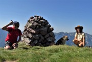 02 All'omino-omone del Monte Avaro (2080 m)